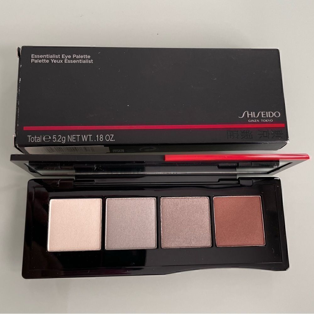 NIB Shiseido Essential Eye Palette